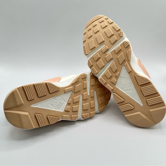 Women’s Nike Air Huarache SE Orange Blue Green Sneakers Retro DQ0117-100 Sz 6.5 - Picture 6 of 10